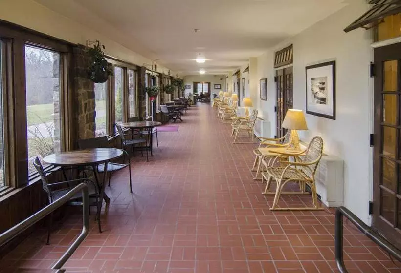 リゾートホテル Potawatomi Inn & Cabins