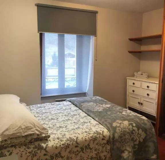 ベッドアンドブレックファースト Les Sorbiers Barèges