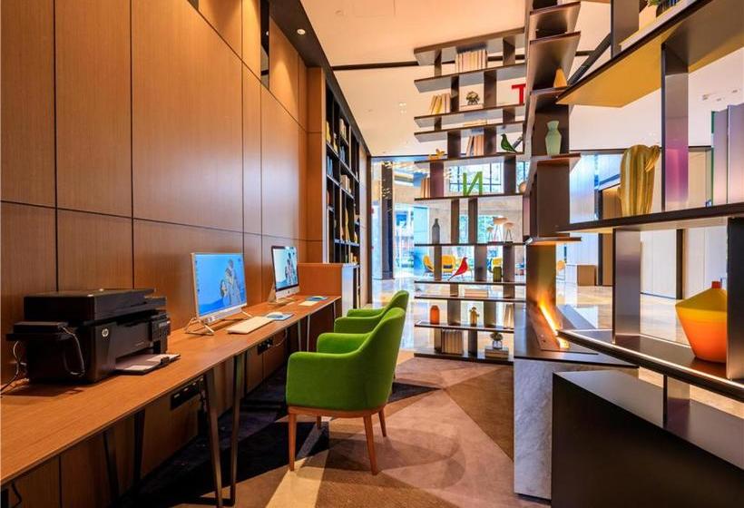 Hotel Hampton By Hilton