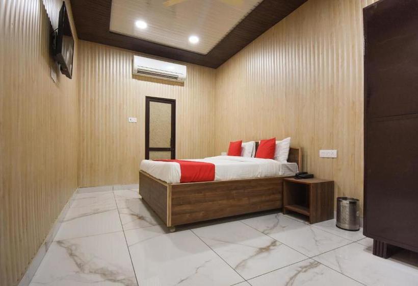 Super Hotel O New Delhi