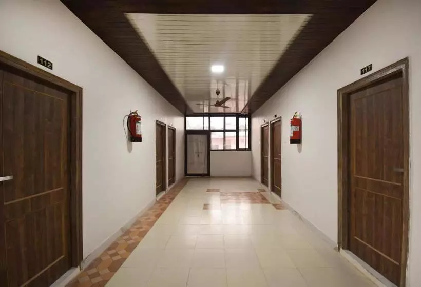 Super Hotel O New Delhi