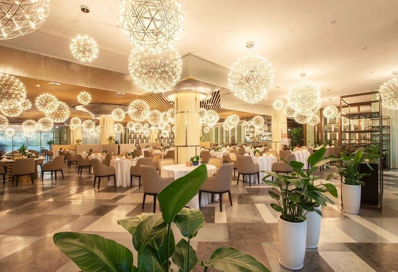 Hotel Ramada Plaza By Wyndham Nanxun