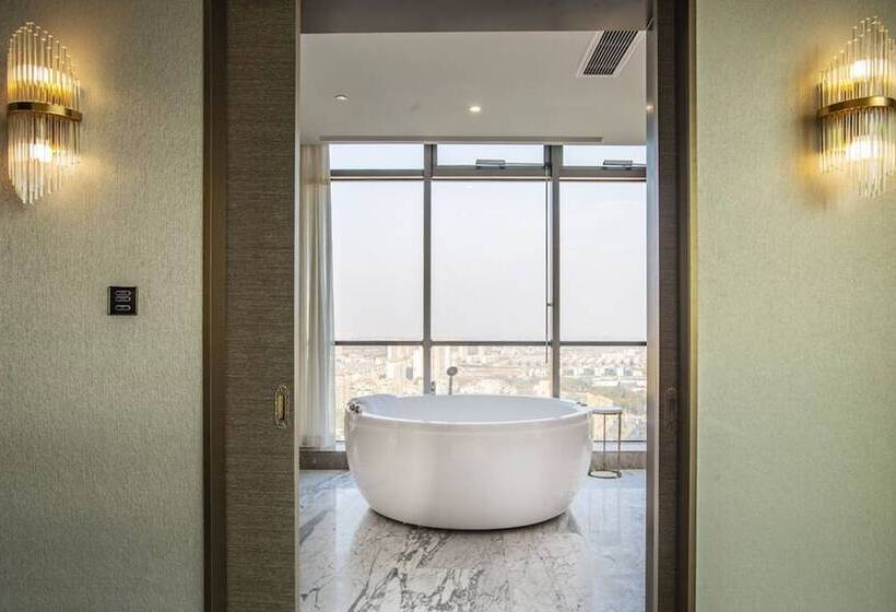 Hotel Ramada Plaza By Wyndham Nanxun