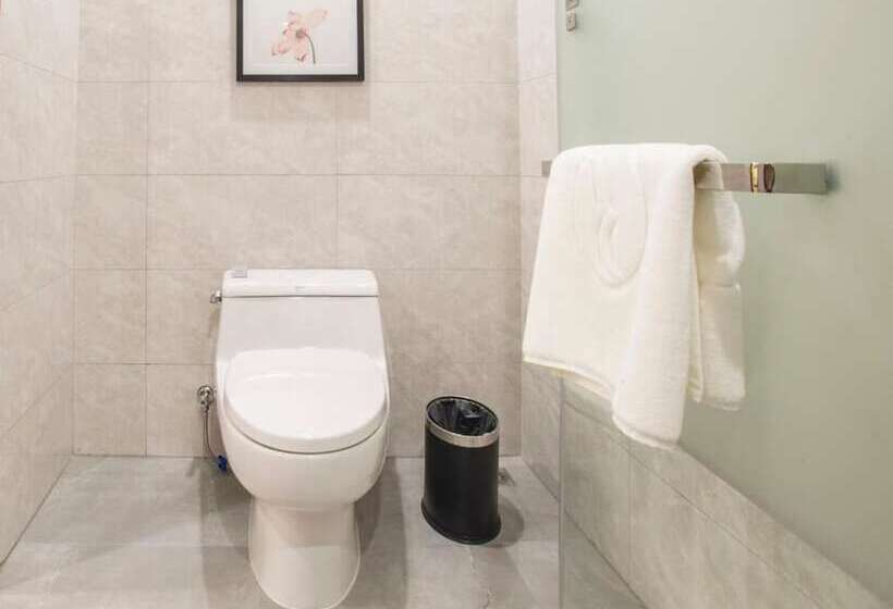 Hotel Ramada Plaza By Wyndham Nanxun