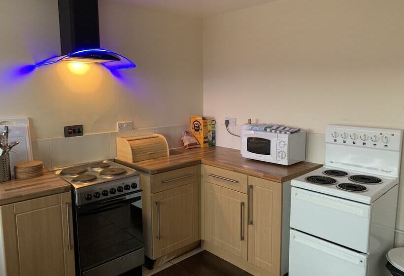 Cămin Uist Travel Accommodation