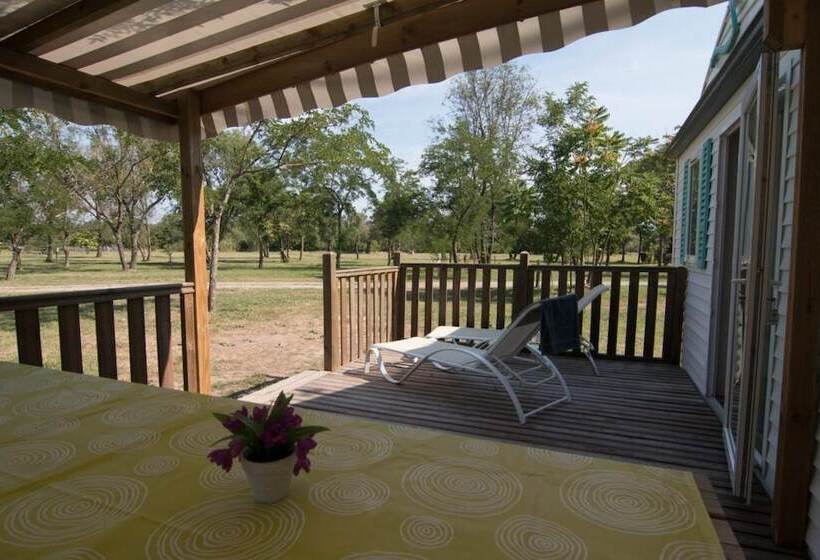 ホテル Camping Le Mas Des Chenes