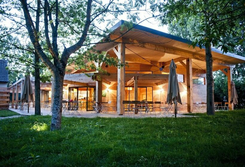 فندق Huttopia Les Chateaux