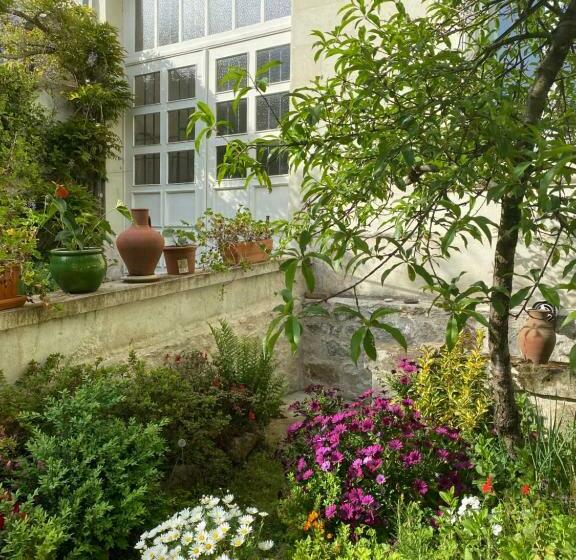 פנסיון La Maison De Saumur