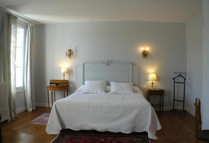 פנסיון La Maison De Saumur