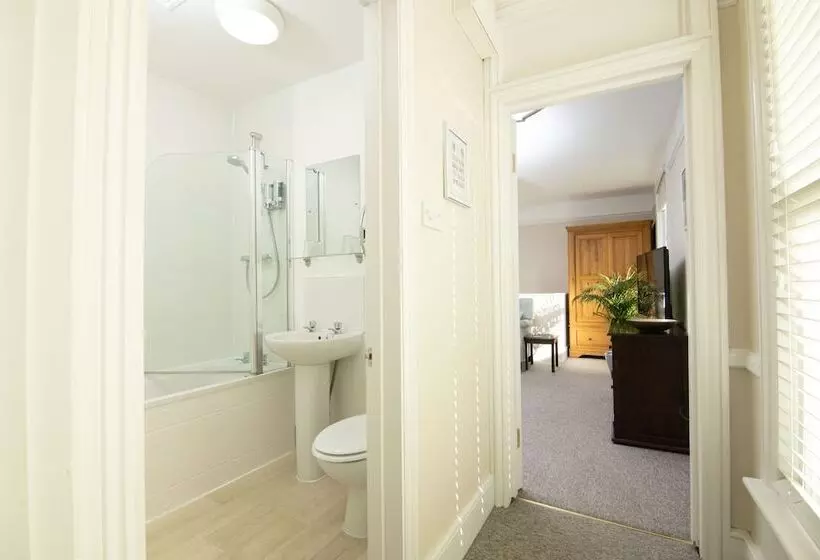 Salt Lane Apartments