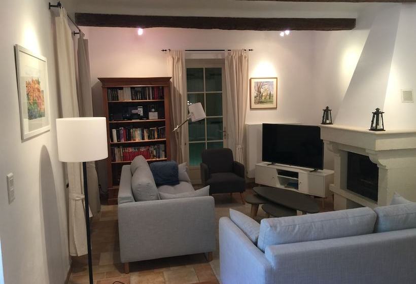 Bastide Casa Mira Au Domaine D Esclatesang, 5 Ha, Apt, Parc Du Luberon