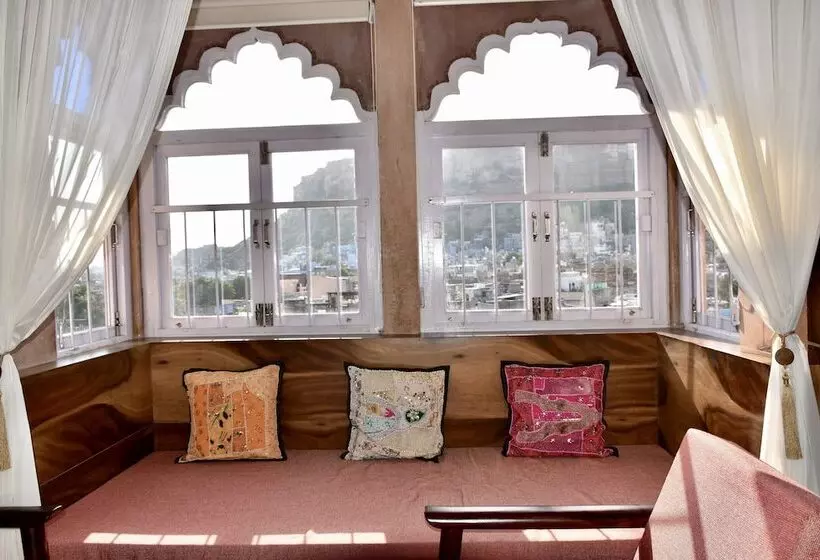 هتل Kankariya Heritage