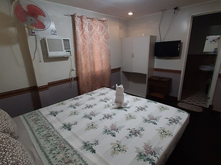 Hotel Sea Coral Lodge