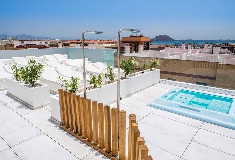 فندق Vacanzy Urban Boutique Adults Only