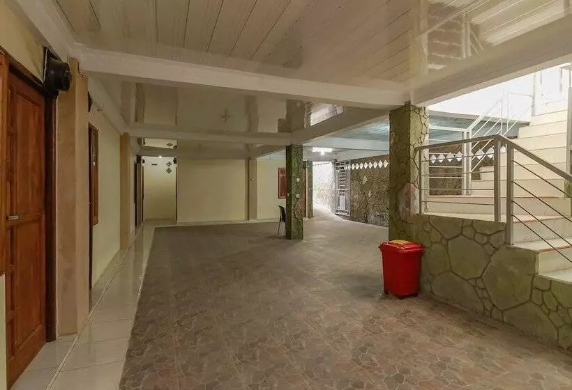 Majatalo Reddoorz Near Tahura Berastagi