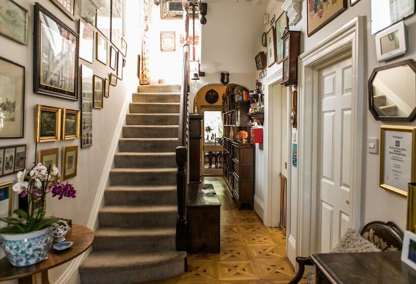 The Brick House Bed & Breakfast