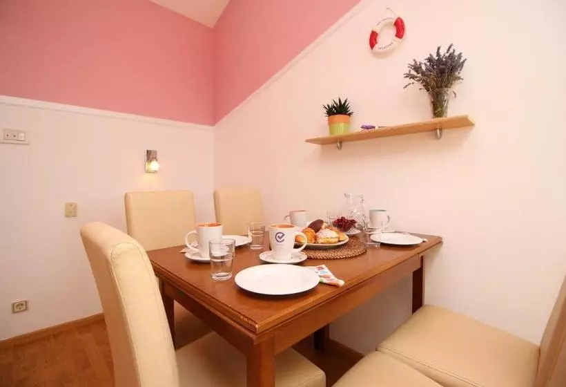 Apartments Ivona 6