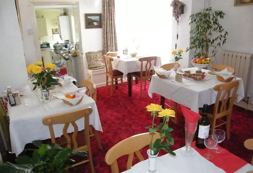 Aamiaismajoitus (B&B) El Tabora Guest House