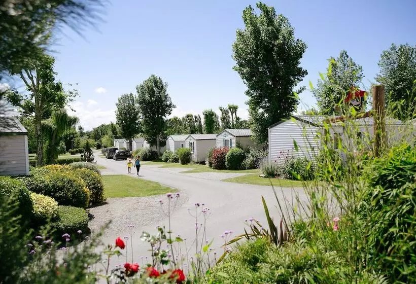 Hotelli Camping Saint Michel