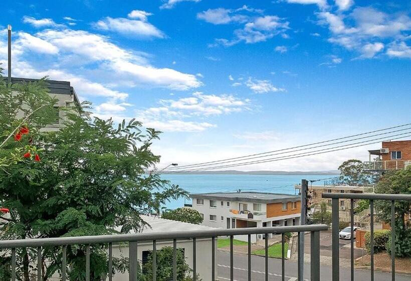 Northward Unit 1 1 2 Magnus St Nelson Bay