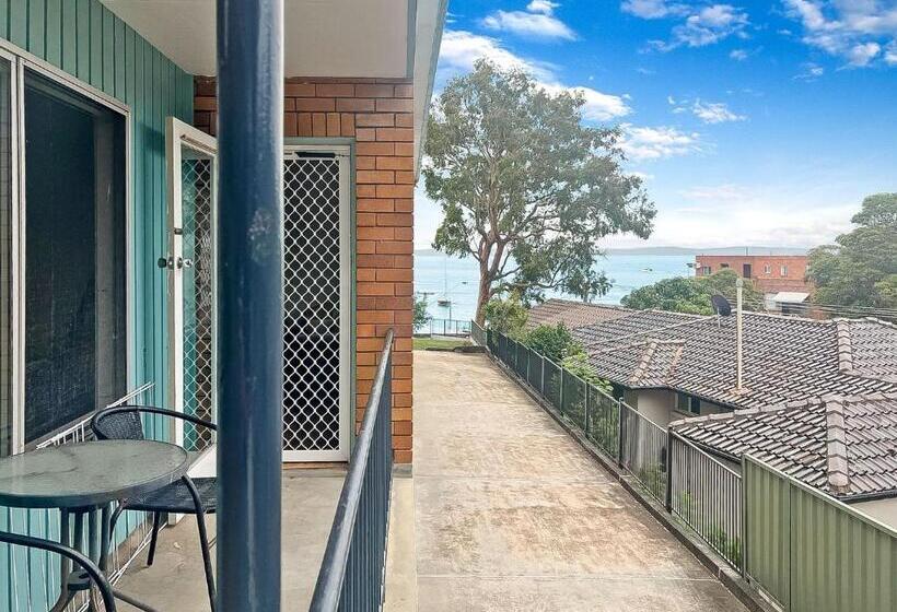 Northward Unit 1 1 2 Magnus St Nelson Bay