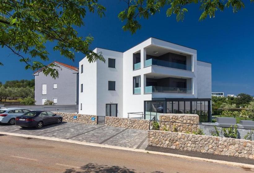 Modern Adora Apartment