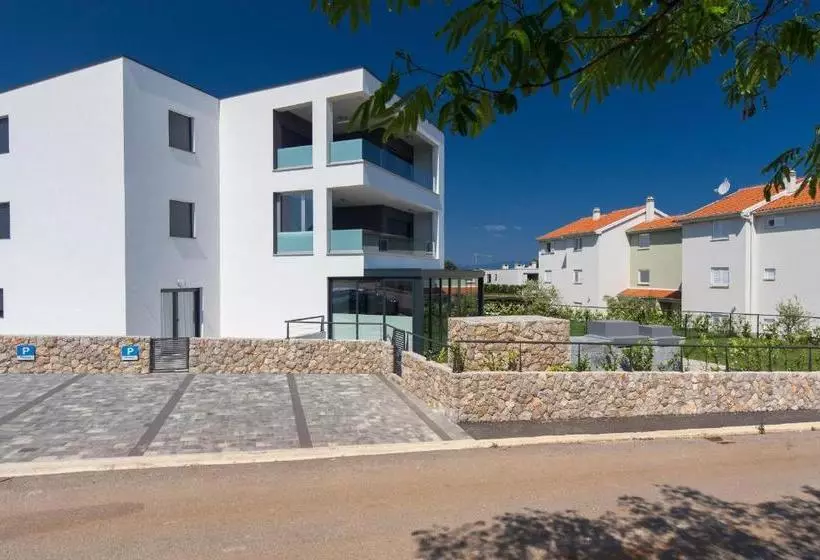 Modern Adora Apartment