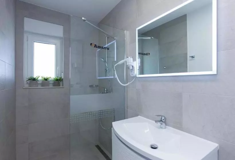Modern Adora Apartment