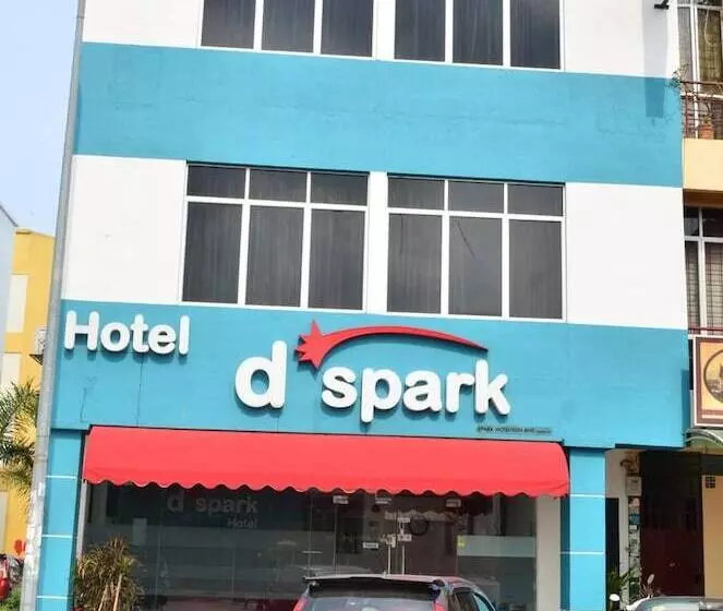 هتل D Spark Port Klang