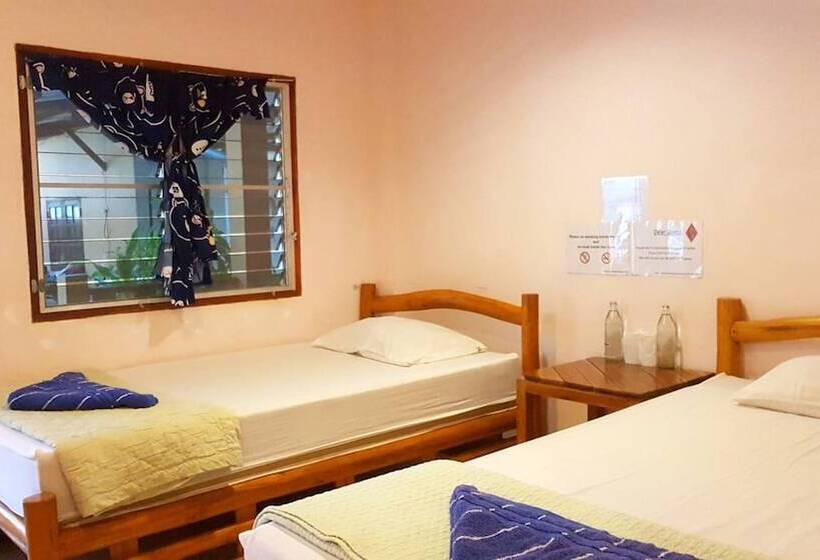 호텔 Tamarind Guesthouse