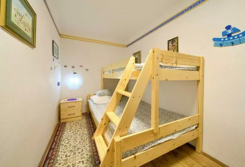 House Maria