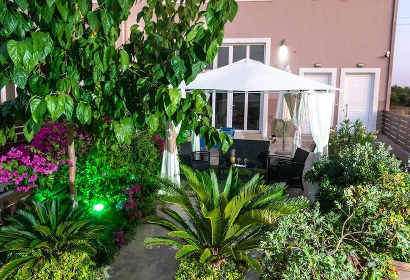 Luxury Suites In Stavromenos