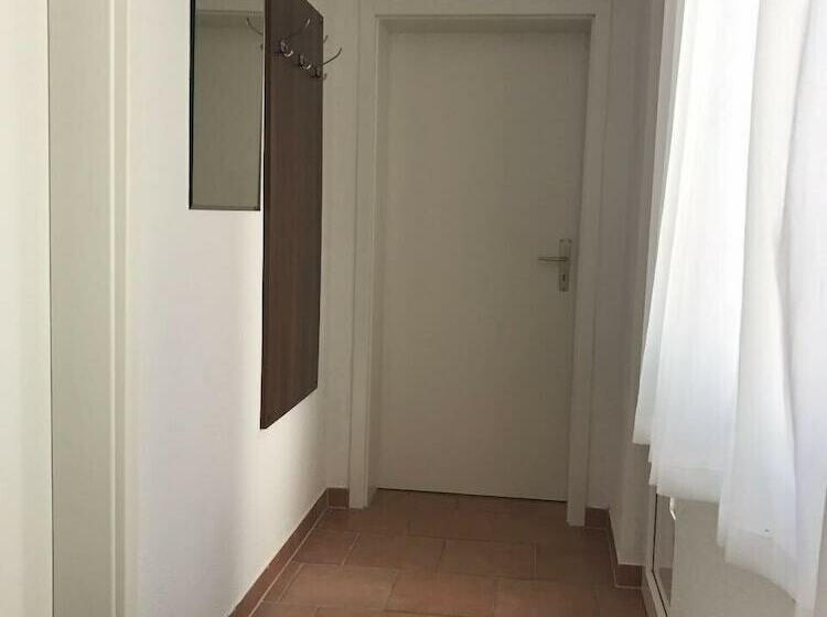 بنسيون Goldener Anker