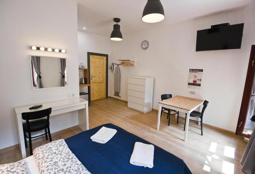 Hotelli Pokoje Gościnne św. Anny