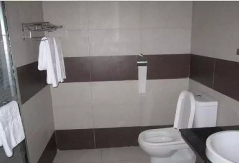 ホテル Seri Simanggang