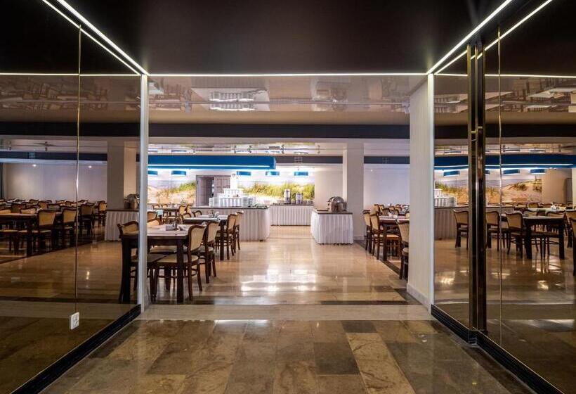 בית מלון כפרי Alga Baltic Resort