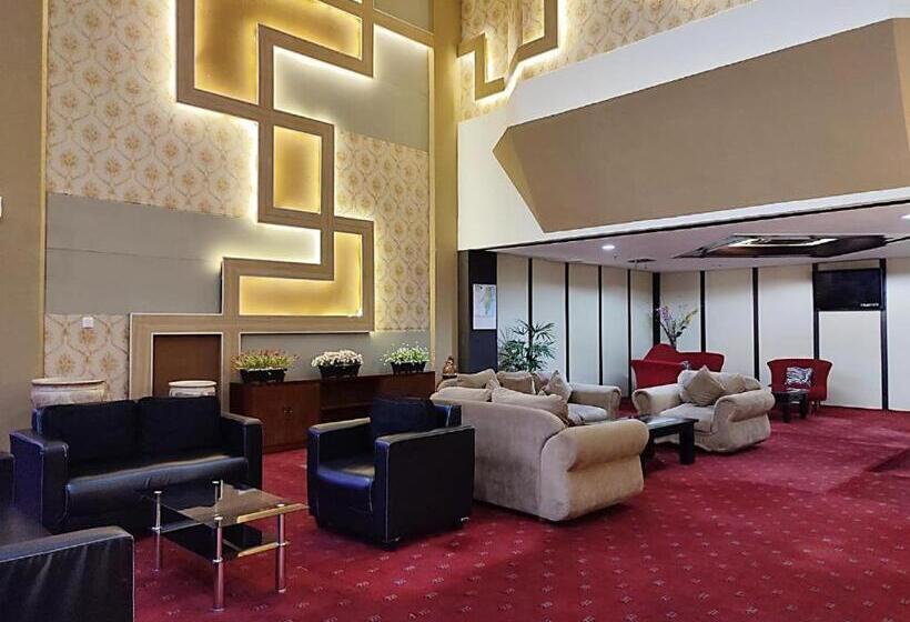 فندق The New Benakutai