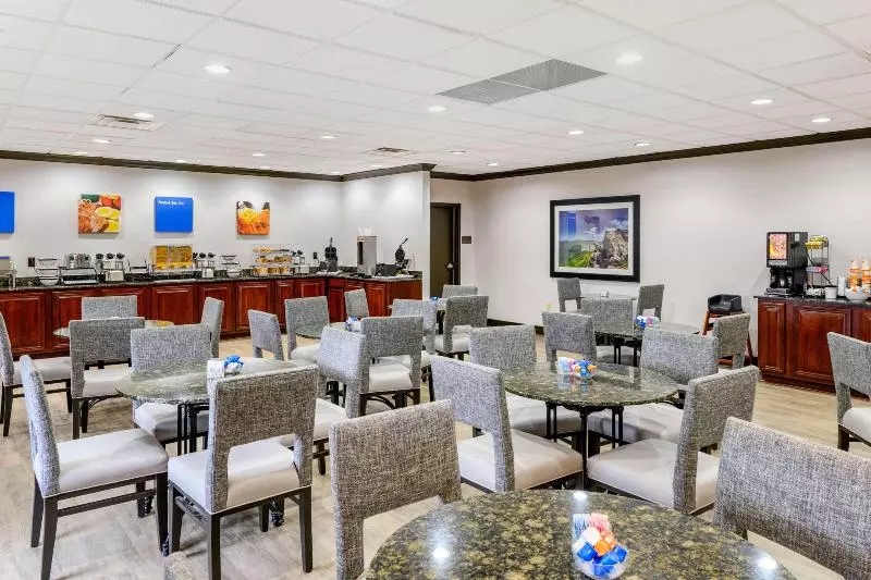 酒店 Comfort Inn Monticello Charlottesville