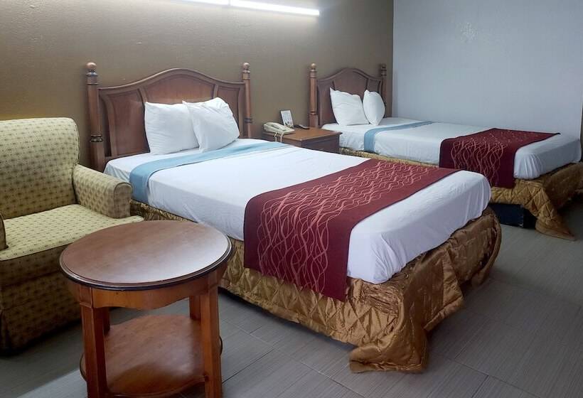 בית מלון כפרי Usa Inn