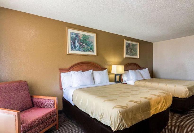 Szálloda Quality Inn Shawnee I40