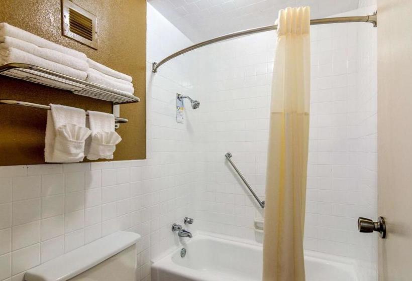 Szálloda Quality Inn Shawnee I40