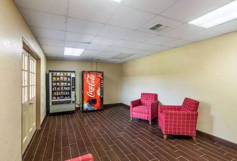 호텔 Quality Inn Shawnee I40