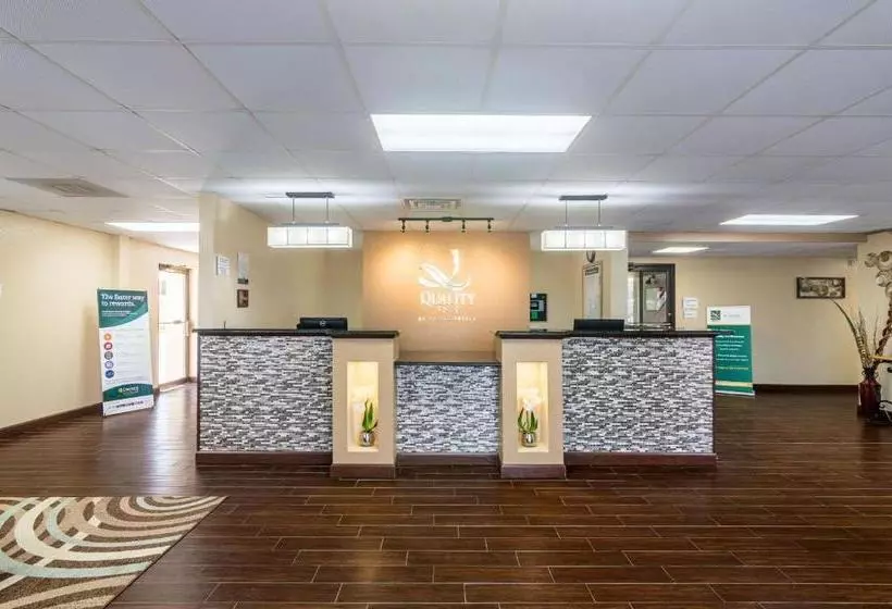 호텔 Quality Inn Shawnee I40