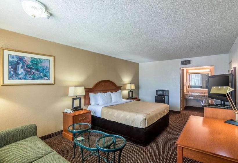 Szálloda Quality Inn Shawnee I40