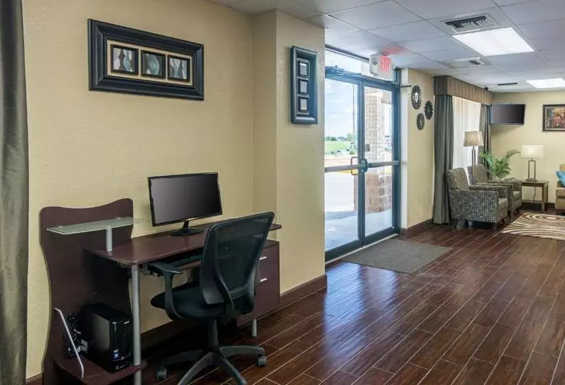 호텔 Quality Inn Shawnee I40