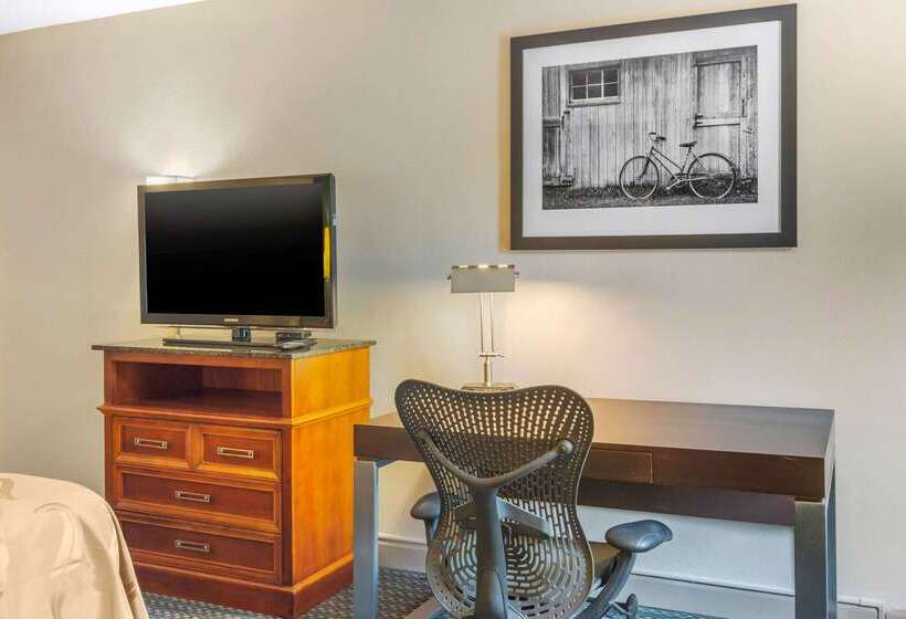 فندق Quality Inn & Suites Apexholly Springs