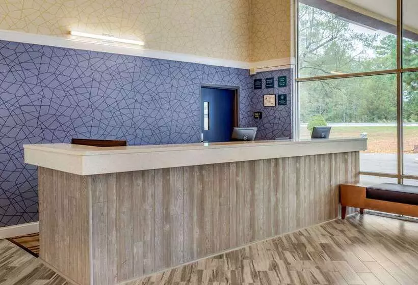 هتل Quality Inn & Suites Apexholly Springs