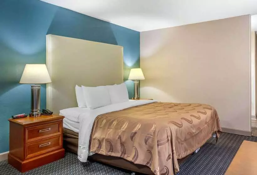هتل Quality Inn & Suites Apexholly Springs
