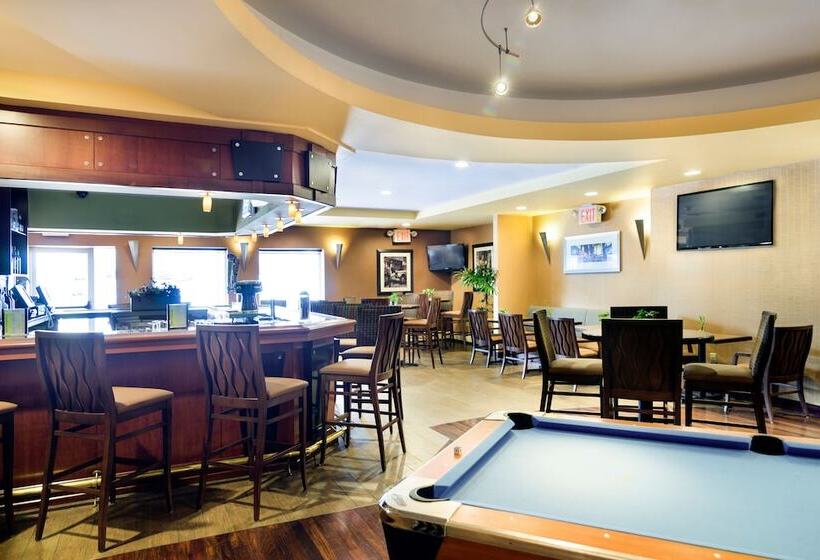 فندق Doubletree By Hilton New York Jfk Airport