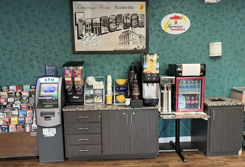 هتل Super 8 By Wyndham Nashville Near Downtown / I40